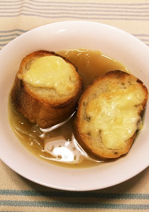 ゴライト流！！オニオングラタンスープ-レシピのメイン写真