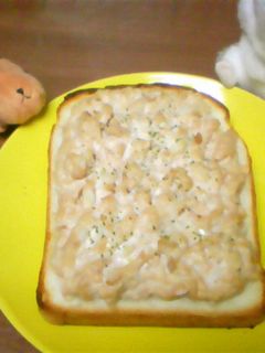 ガッツリ!!食べるツナマヨトースト-レシピのメイン写真