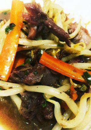 ご飯に！ビールに！砂ズリとモヤシの炒め物-レシピのメイン写真
