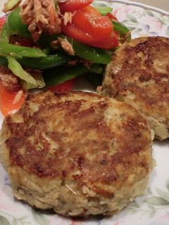 サーモン缶で簡単、サーモンバーグ-レシピのメイン写真