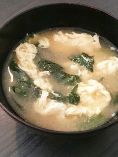 卵とほうれん草味噌汁-レシピのメイン写真