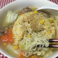 รูปของ これぞ正しくら〜めんチャーハン⁈