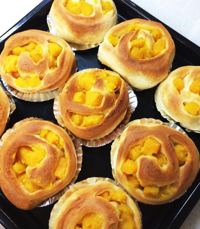 簡単惣菜パン☆安納芋ロール巻パン by wemama 【クックパッド】 簡単