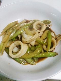 イカとセロリのバタポン炒め-レシピのメイン写真