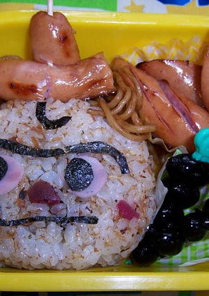 幼稚園のお弁当（焼きそばパンマン）-レシピのメイン写真