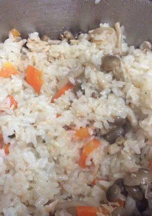圧力鍋で時短！しめじとツナの炊き込み御飯-レシピのメイン写真