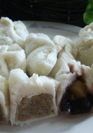 食パンでもち入りあんまん・肉まん-レシピのメイン写真