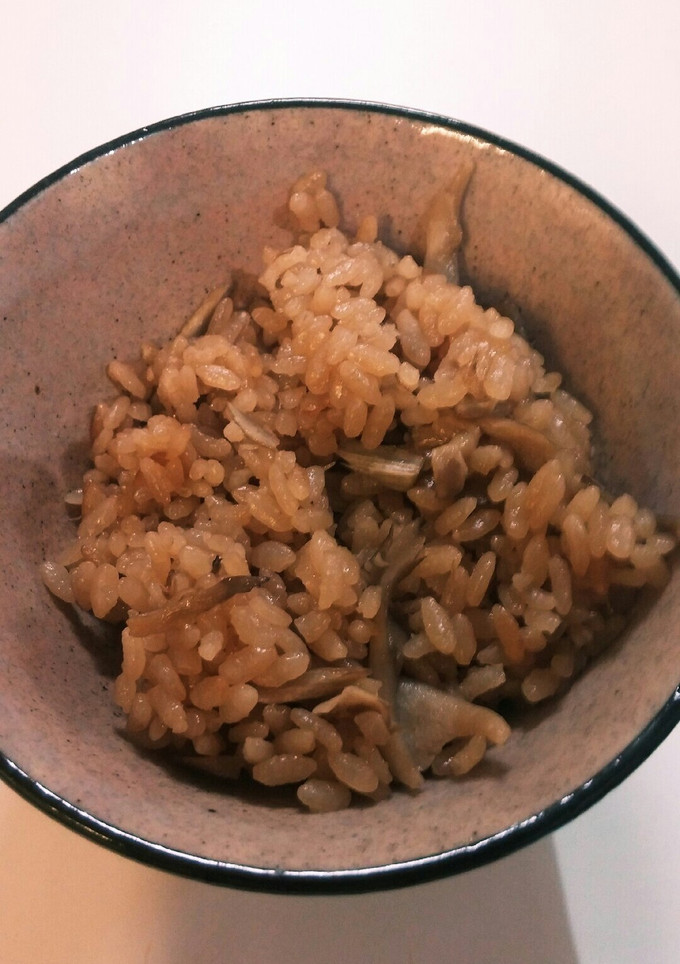 ゴボウとまいたけの炊き込みご飯-レシピのメイン写真