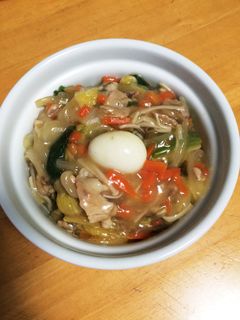 野菜たっぷり中華丼!うずらの卵が美味い!-レシピのメイン写真