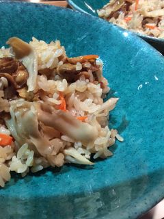 牡蠣やあさりの佃煮で簡単炊き込み御飯-レシピのメイン写真