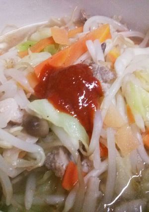 野菜餡掛け塩→辛味噌ラーメン(袋麺)-レシピのメイン写真