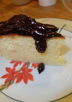 グルテンフリーホワイトチョコレートケーキ-レシピのメイン写真
