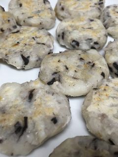 離乳食後期★ヒジキと白身魚の里芋お焼き-レシピのメイン写真