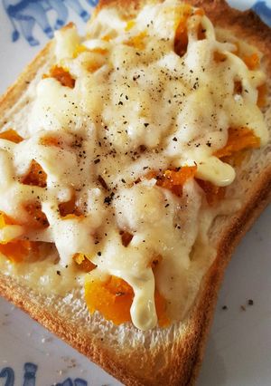 煮物リメイク！カボチャチーズトースト♪-レシピのメイン写真