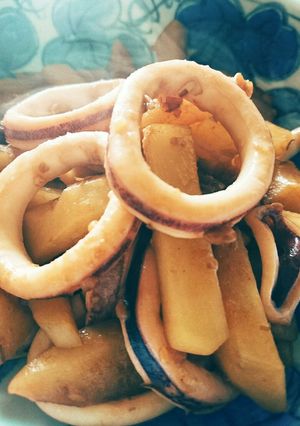 薬膳 いかとじゃがいもの醤いため-レシピのメイン写真