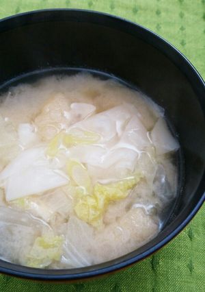 すいとん風味噌汁＊白菜・餃子の皮入り-レシピのメイン写真
