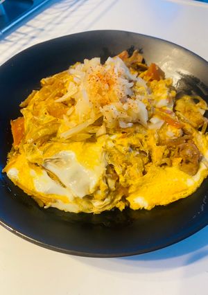 ボリューム満点！肉じゃがリメイク丼-レシピのメイン写真
