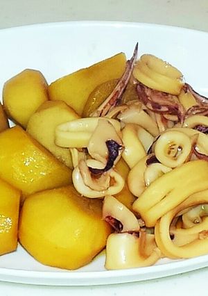 麺つゆでササッと簡単!イカと里芋の煮物-レシピのメイン写真