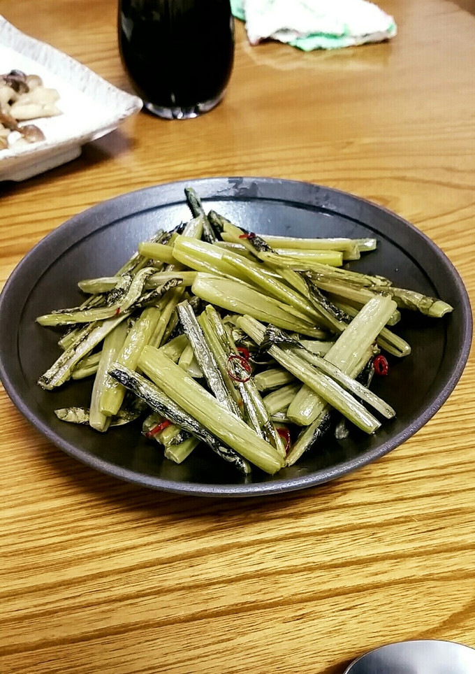 ぐーたら娘のご飯＊野沢菜漬けのごま油炒め-レシピのメイン写真