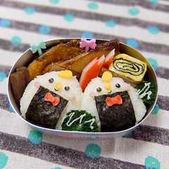 รูปของ 三角おにぎりくん♡お弁当 幼稚園