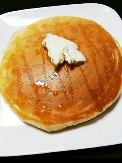 ヨーグルトで低カロ♪もちふわホットケーキ-レシピのメイン写真