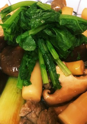 しいたけと筍、牛スジの醤油煮込み-レシピのメイン写真
