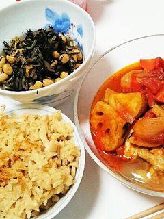 トマトと鶏肉の煮込み、ひじき煮、炊き込み-レシピのメイン写真