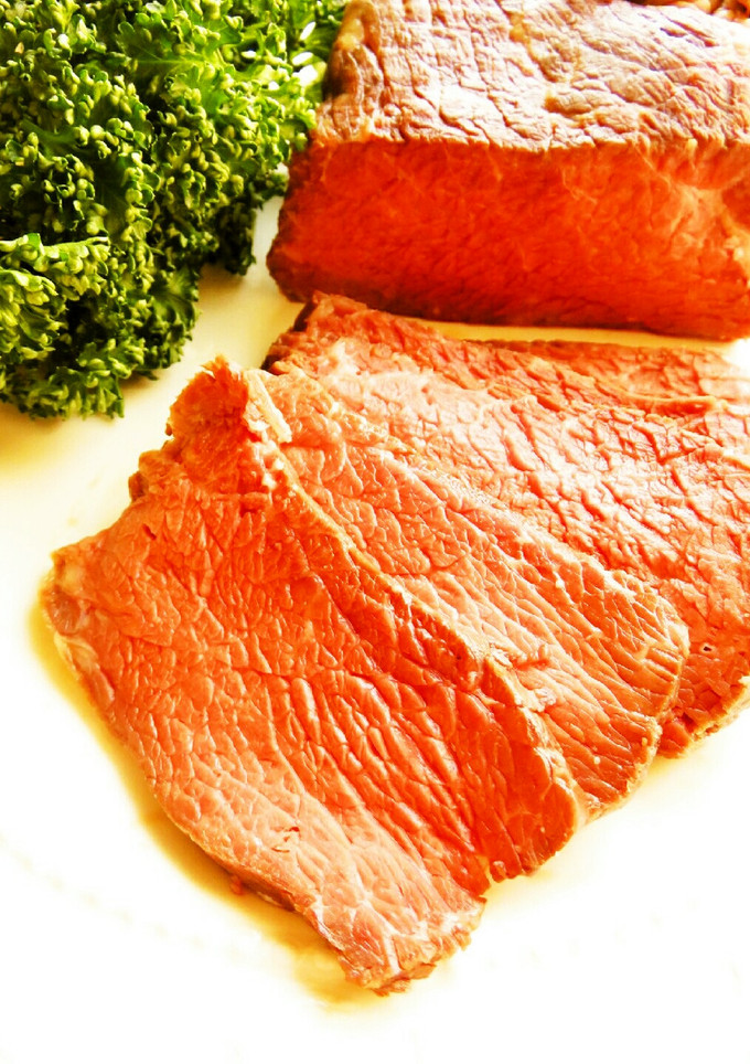 ☺炊飯器で簡単低温調理♪しっとり牛ハム☺-レシピのメイン写真