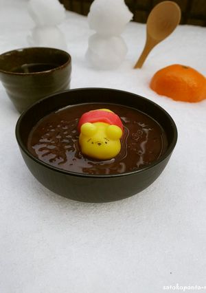 白玉粉で可愛い♪ぷーさんおしるこ♪レンジ-レシピのメイン写真