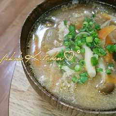 รูปของ 根菜が主役！野菜の旨みが凄い豚汁！