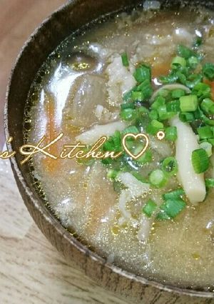 根菜が主役！野菜の旨みが凄い豚汁！-レシピのメイン写真