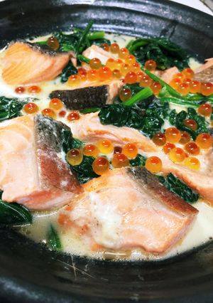 簡単！サーモンとほうれん草のスープ仕立て-レシピのメイン写真
