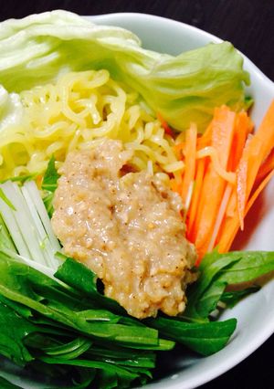 ラーメンサラダや冷しゃぶに☆胡麻味噌ドレ-レシピのメイン写真