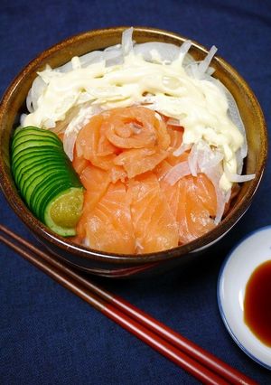 簡単！オニオンサーモン丼-レシピのメイン写真