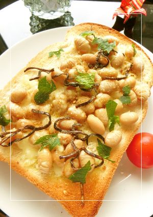 蒸し大豆のさっぱり塩昆布トースト-レシピのメイン写真