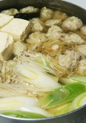 ＊生姜薫る鶏つくね鍋＊-レシピのメイン写真
