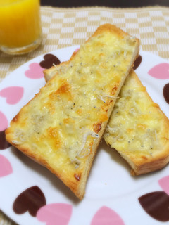 【話題入り】しらすチーズトースト-レシピのメイン写真