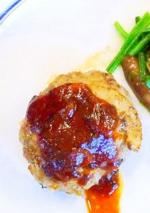 れんこんハンバーグ★簡単ソースを添えて♪-レシピのメイン写真