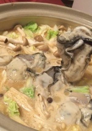 カキ de 豆腐味噌汁鍋-レシピのメイン写真