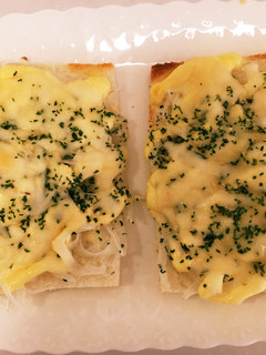 さらし玉ねぎトースト-レシピのメイン写真