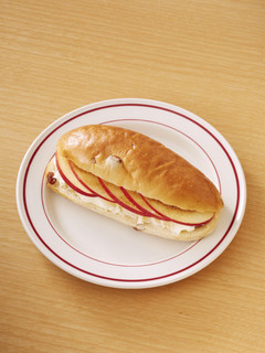 りんごとクリームチーズのレーズンサンド-レシピのメイン写真