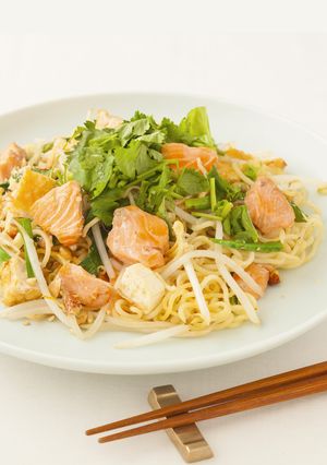 サーモン入りエスニック焼きそば-レシピのメイン写真