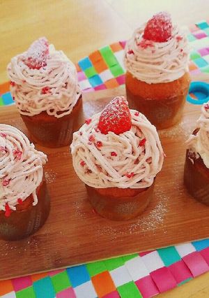 いちごのモンブランマフィン-レシピのメイン写真