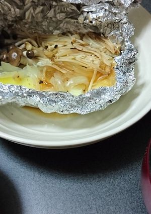今が旬！鱈ときのこの【簡単】ホイル焼き-レシピのメイン写真