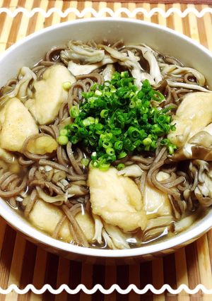 鶏肉とｷﾉｺのﾎｯｺﾘ温かい♡お蕎麦出汁-レシピのメイン写真