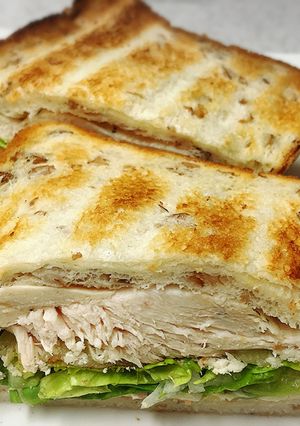 市販品だけー♪サラダチキンホットサンド-レシピのメイン写真