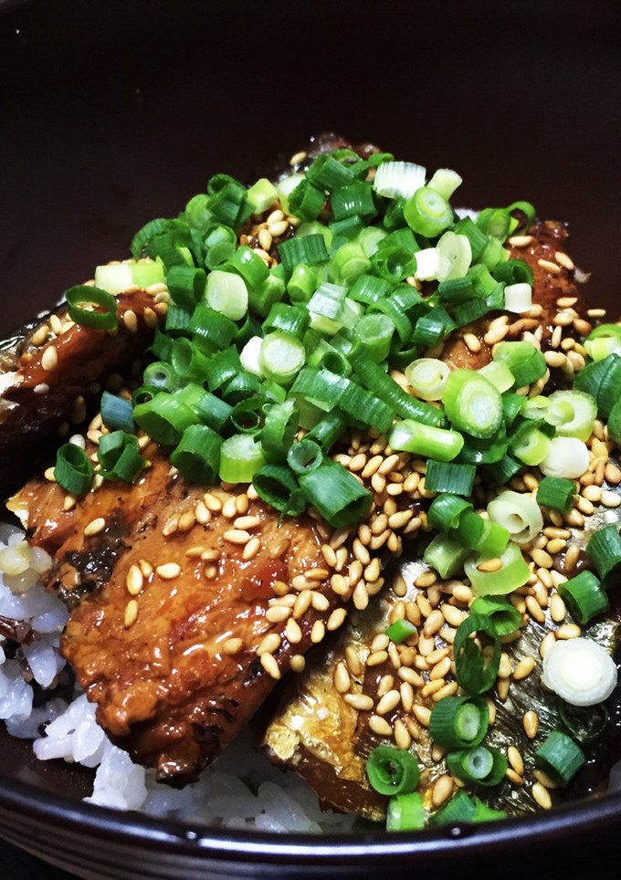 大学生が作るさんまの蒲焼丼-レシピのメイン写真