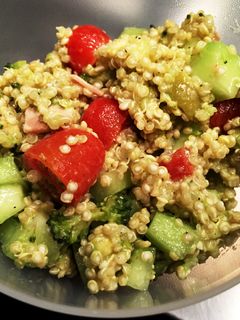 キヌアサラダ-レシピのメイン写真