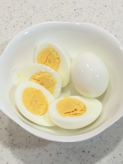 水から)基本のゆで卵の作り方・殻のむき方-レシピのメイン写真