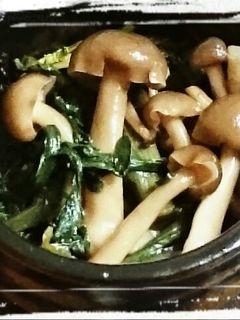 菊菜としめじの麺つゆ炒め-レシピのメイン写真